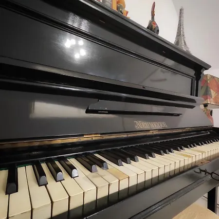 Telesilla לינה וארוחת בוקר